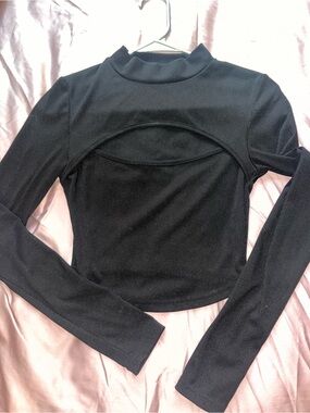 Set of 2 Black and Cream Long-Sleeve Mock Neck Crop Top. Selling together.